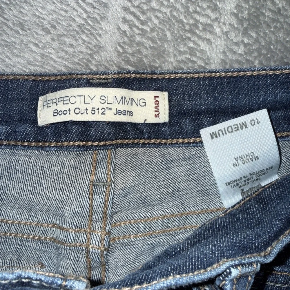 Levi's 512 Perfectly Slimming Bootcut Jeans Women's 10M Dark Wash Stretch